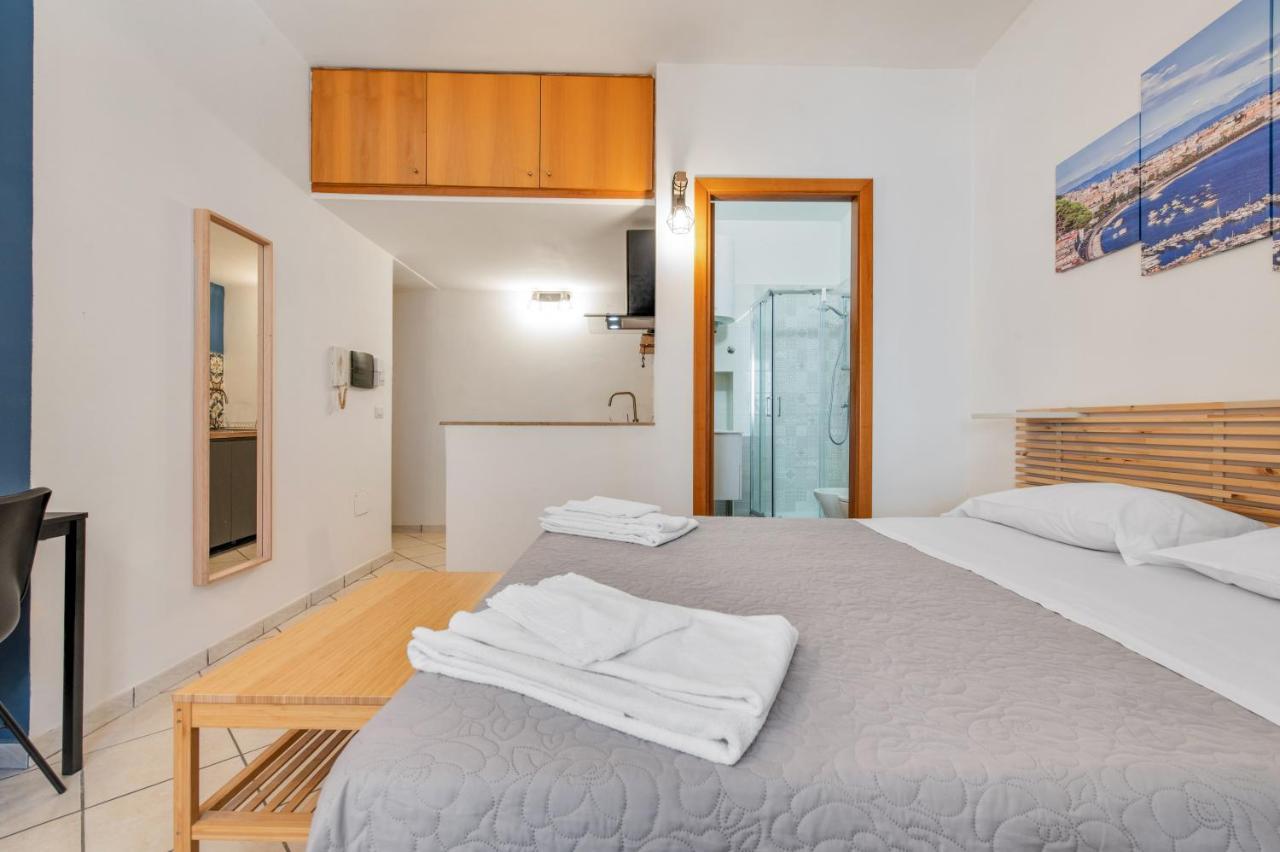 Spaccanapoli - Fully Equipped Studio Exterior foto